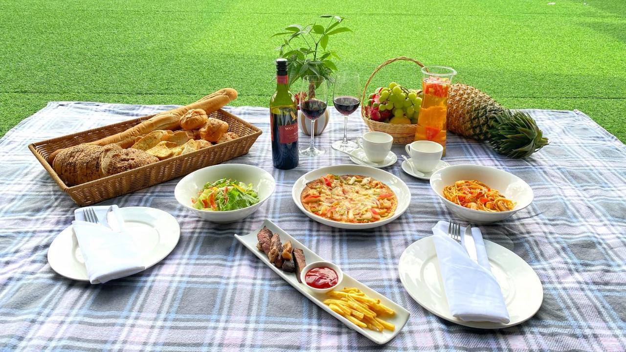 Yunfan Hotel Phnom Penh Extérieur photo
