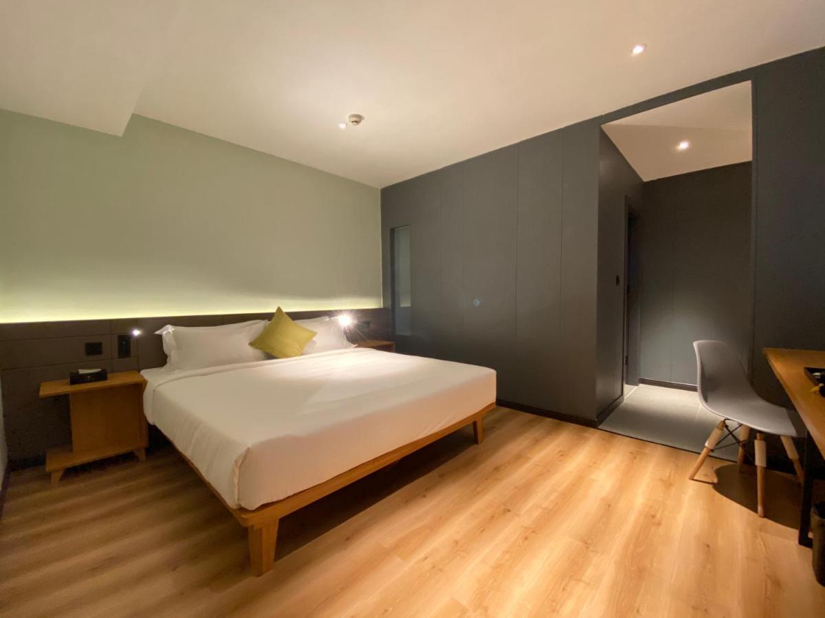 Yunfan Hotel Phnom Penh Extérieur photo