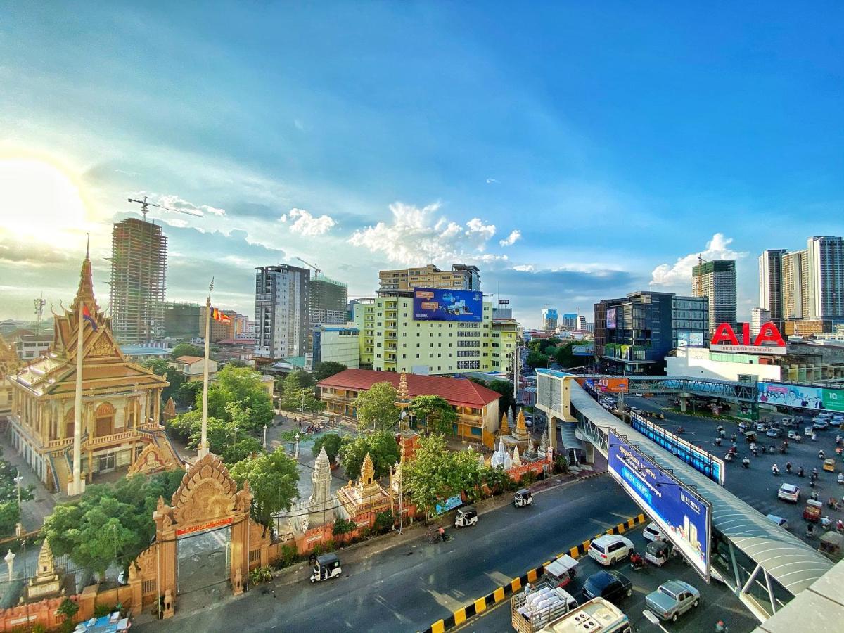 Yunfan Hotel Phnom Penh Extérieur photo
