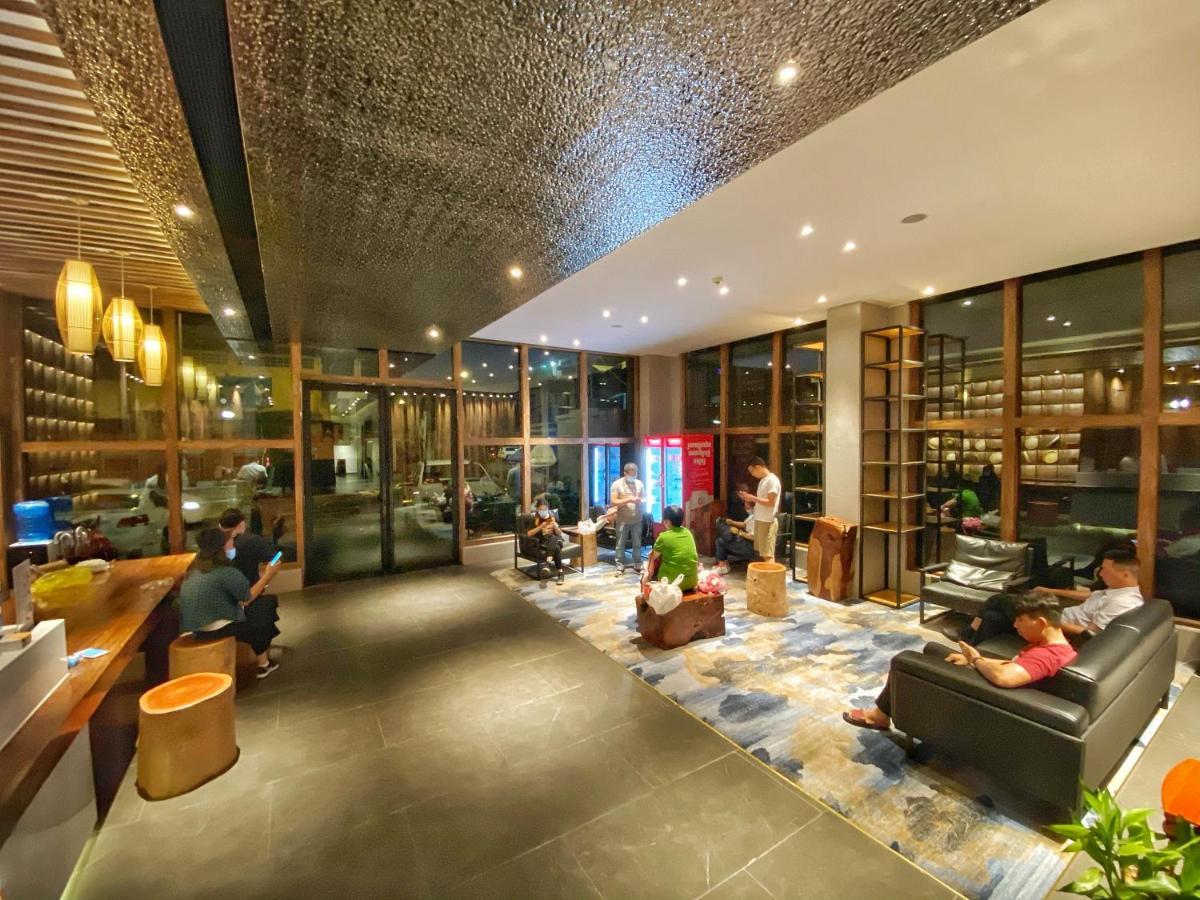 Yunfan Hotel Phnom Penh Extérieur photo